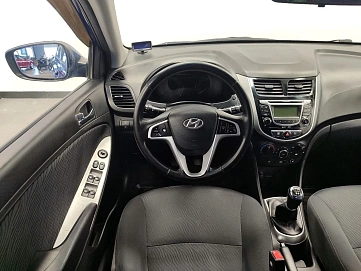 Hyundai Solaris, 2011г, передний привод, механика