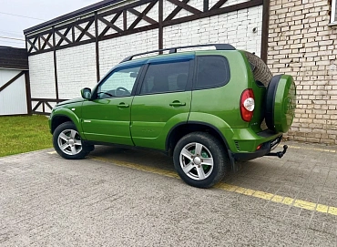 Chevrolet Niva, 2016г, полный привод, механика