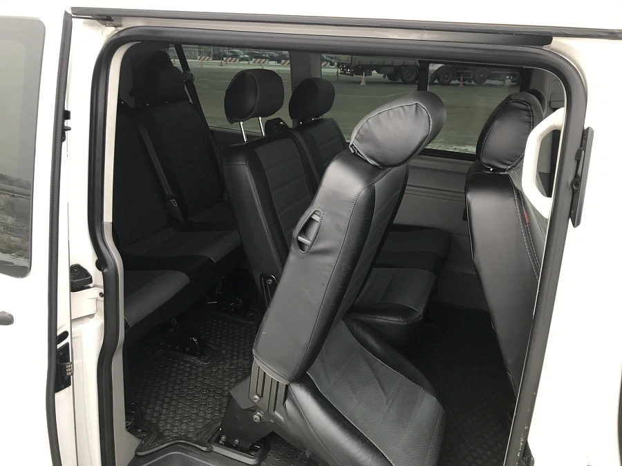 Volkswagen Caravelle, 2013г., передний привод, робот