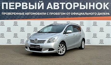 Toyota Verso, 2011г, передний привод, автомат