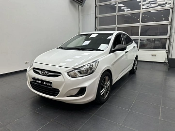 Hyundai Solaris, 2014г, передний привод, автомат