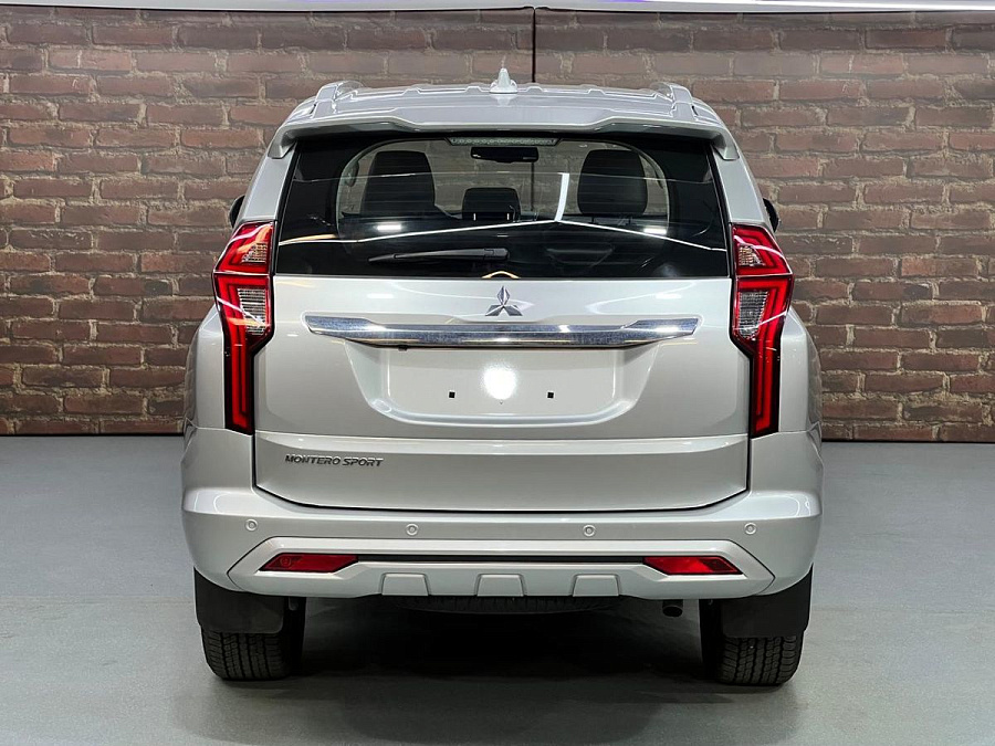 Mitsubishi Montero Sport, 2023г., полный привод, автомат