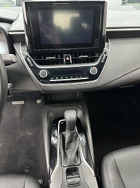 Toyota Levin, 2022г, передний привод, вариатор