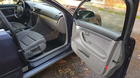 Audi A4, 2002г, полный привод, механика