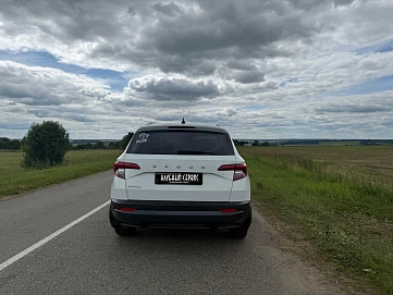 Skoda Karoq, 2020г, передний привод, автомат