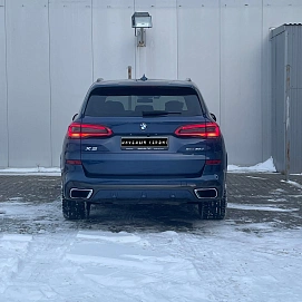 BMW X5, 2018г, передний привод, автомат