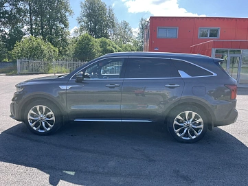 Kia Sorento, 2020г, передний привод, робот