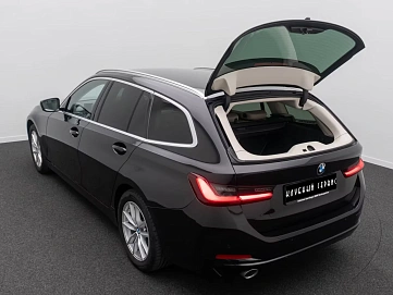 BMW 3 серии, 2022г, задний привод, автомат