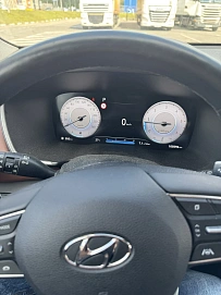 Hyundai Santa Fe, 2021г, полный привод, автомат