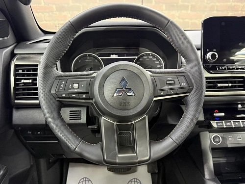 Mitsubishi L200, 2025г, полный привод, автомат