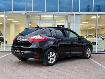 Renault Megane, 2014г, передний привод, механика