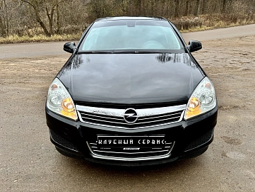 Opel Astra, 2014г, передний привод, механика