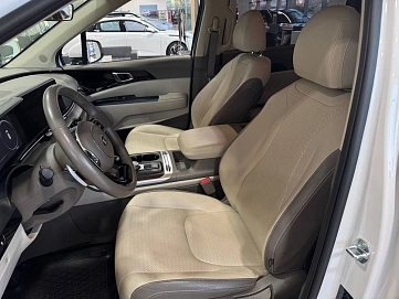 Kia Carnival, 2021г, передний привод, автомат
