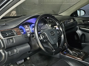 Toyota Camry, 2016г, передний привод, автомат