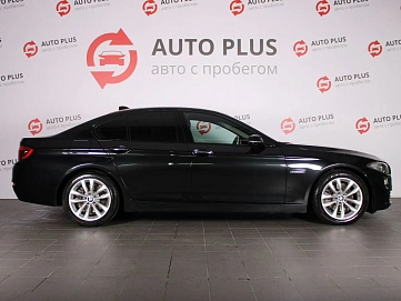 BMW 5 серии, 2015г., задний привод, автомат