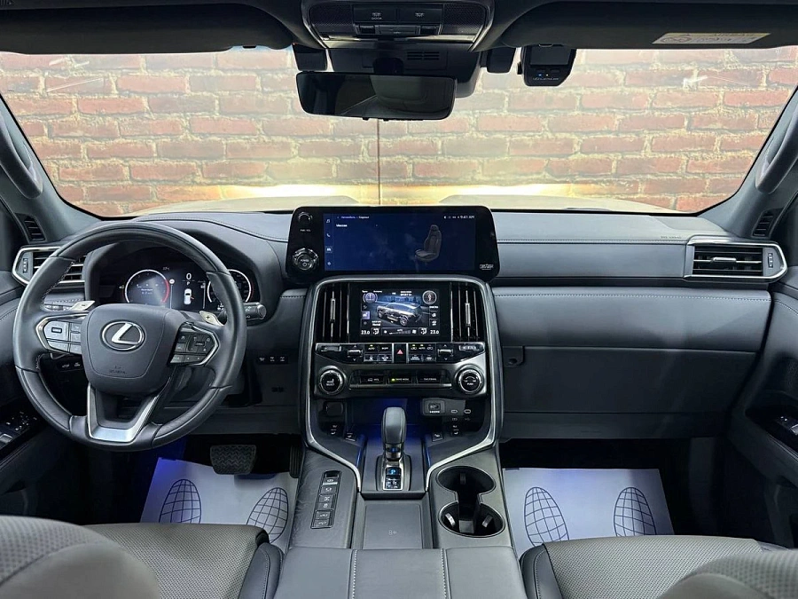 Lexus LX, 2025г., полный привод, автомат