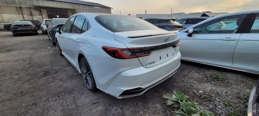 Toyota Camry, 2026г., передний привод, вариатор