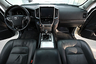 Toyota Land Cruiser, 2019г., полный привод, автомат