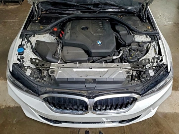 BMW 3 серии, 2023г, полный привод, автомат