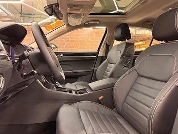 Skoda Superb, 2025г, передний привод, робот