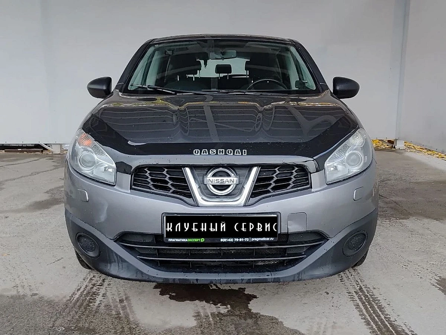 Nissan Qashqai, 2013г., передний привод, вариатор