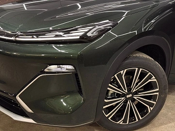 Geely Galaxy Starship 7, 2025г, передний привод, робот