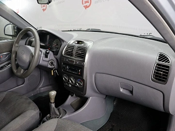 Hyundai Accent, 2008г, передний привод, механика