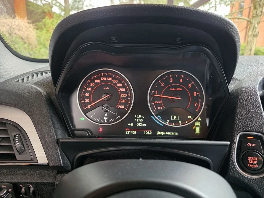 BMW 1 серии, 2012г., задний привод, автомат