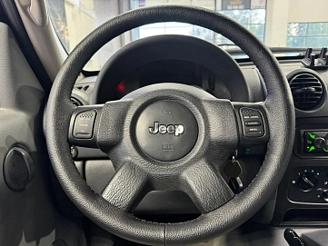 Jeep Liberty (North America), 2005г, задний привод, автомат