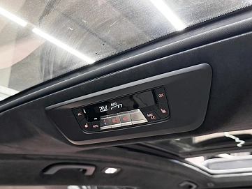 BMW X7, 2025г, полный привод, автомат