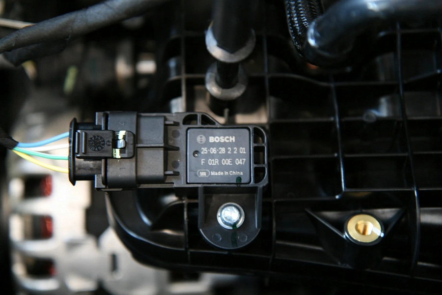 Hongqi HS3, 2025г., передний привод, робот