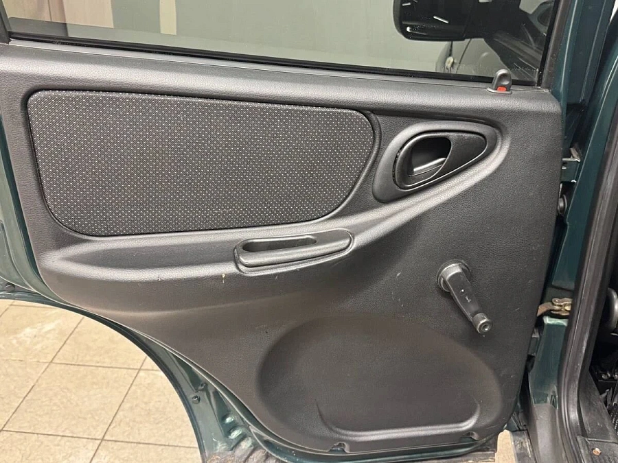 Chevrolet Niva, 2011г., полный привод, механика