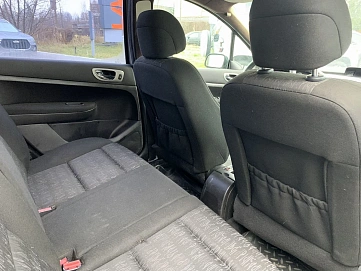 Peugeot 307, 2002г, передний привод, автомат