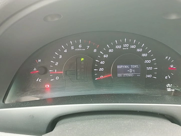 Toyota Camry, 2010г, передний привод, автомат