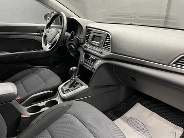 Hyundai Elantra, 2016г, передний привод, механика