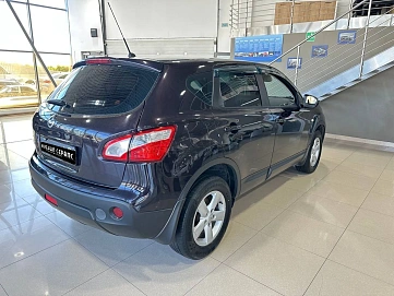 Nissan Qashqai, 2010г, передний привод, механика