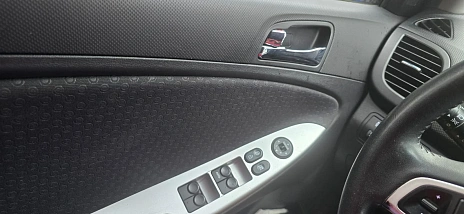 Hyundai Solaris, 2012г, передний привод, автомат