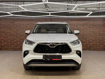 Toyota Highlander, 2025г, полный привод, автомат