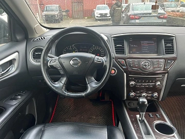 Nissan Pathfinder, 2015г, полный привод, вариатор