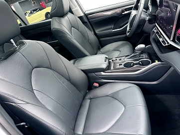 Toyota Highlander, 2025г, полный привод, автомат