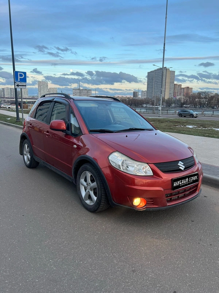 Suzuki SX4, 2008г., передний привод, механика