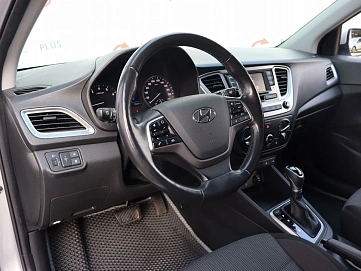 Hyundai Solaris, 2020г, передний привод, автомат