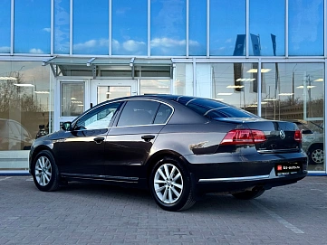 Volkswagen Passat, 2012г., передний привод, робот