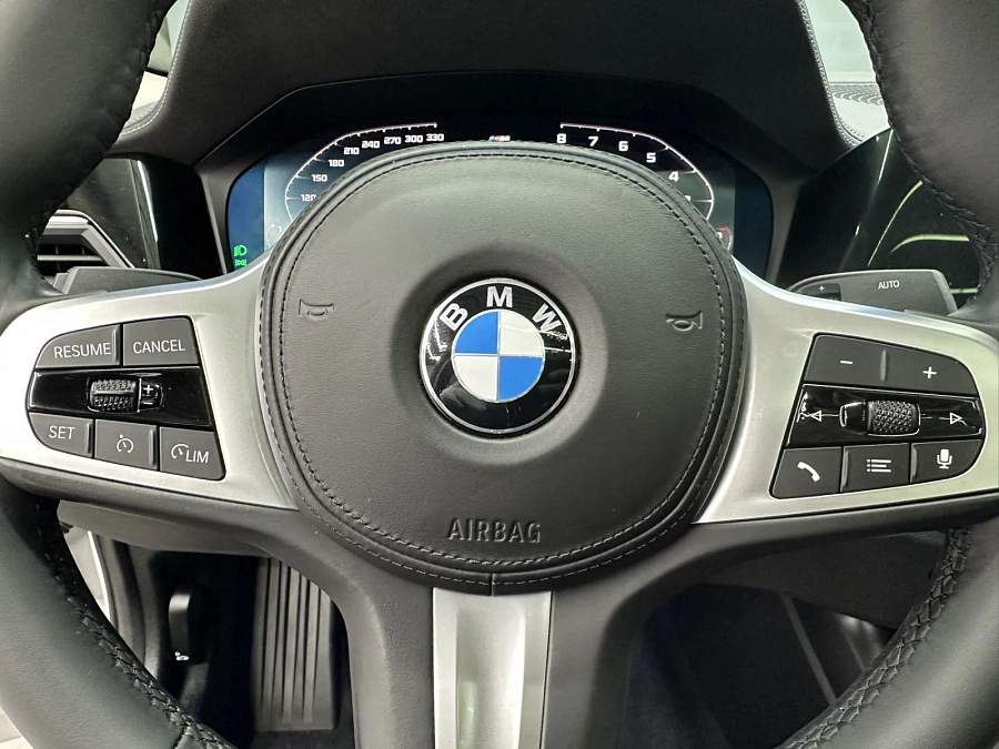 BMW 3 серии, 2022г., задний привод, автомат