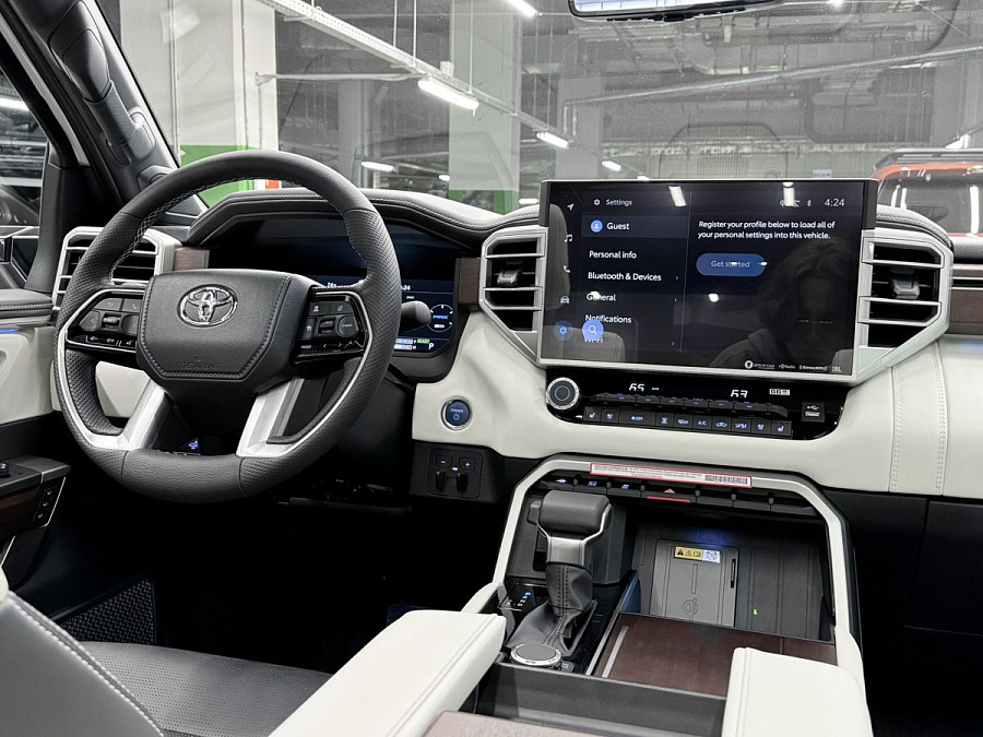 Toyota Tundra, 2024г., полный привод, автомат