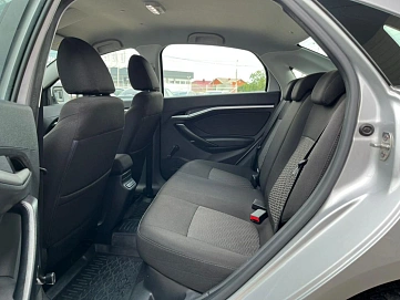 Lada (ВАЗ) Vesta, 2019г, передний привод, механика