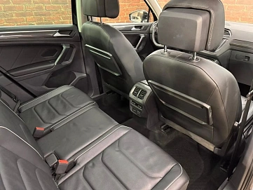 Volkswagen Tiguan, 2018г, полный привод, робот