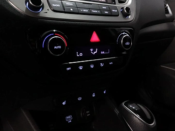 Hyundai Solaris, 2019г, передний привод, автомат