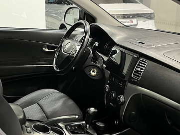 SsangYong Actyon, 2011г, передний привод, автомат