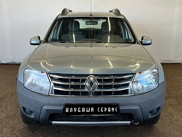 Renault Duster, 2012г, полный привод, механика